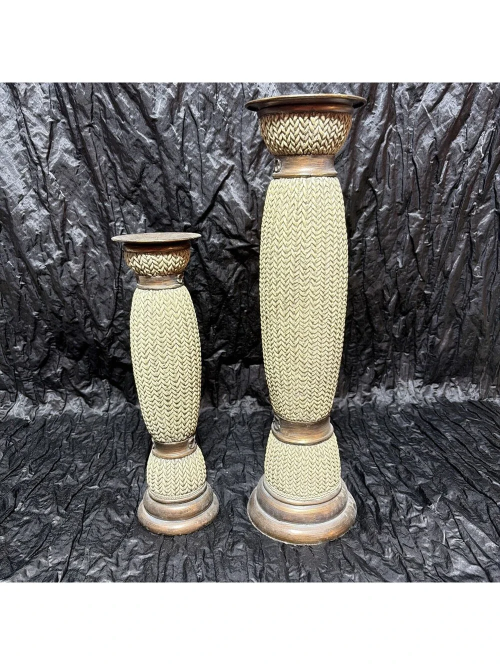 LOT Of 2 CANDLESTICKS BRAIDED STYLE BEIGE/GREEN